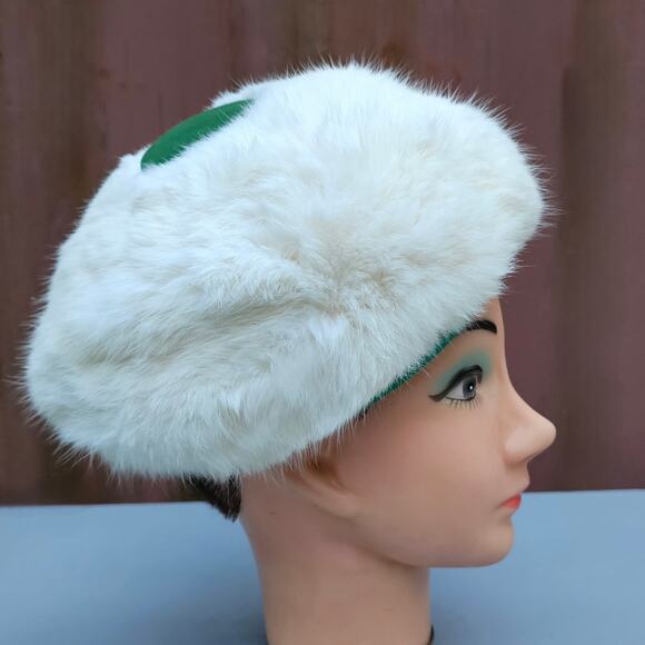 VTG White Rabbit Fur Hat Sonni California Green Velvet Fascinator Elegant 60s - Picture 4 of 10